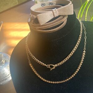 Gold Chain Necklace and bracelet set